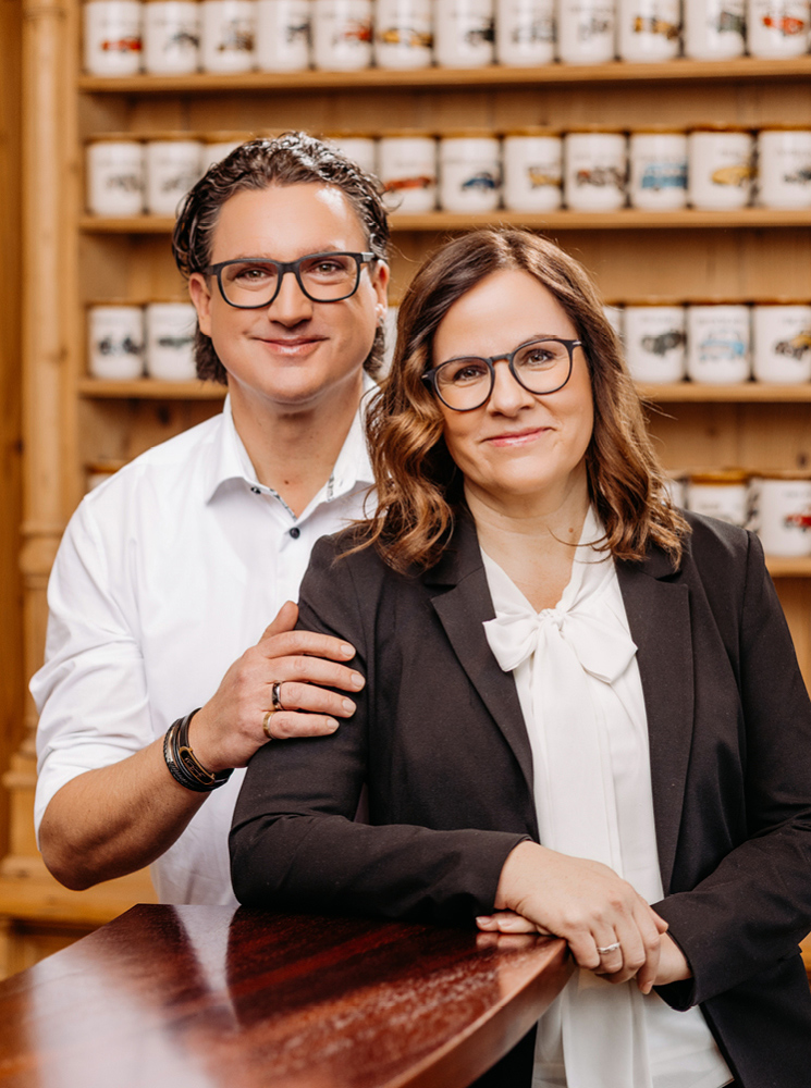 Die Geschäftsführer Stefanie und Rico Hofmann.