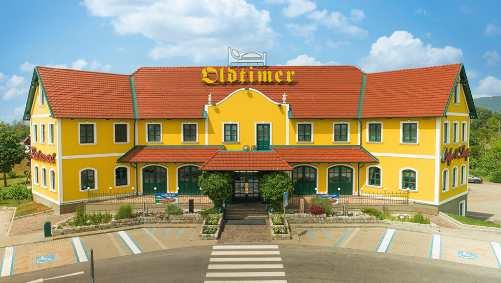 Blick auf den Oldtimer Standort Guntramsdorf.